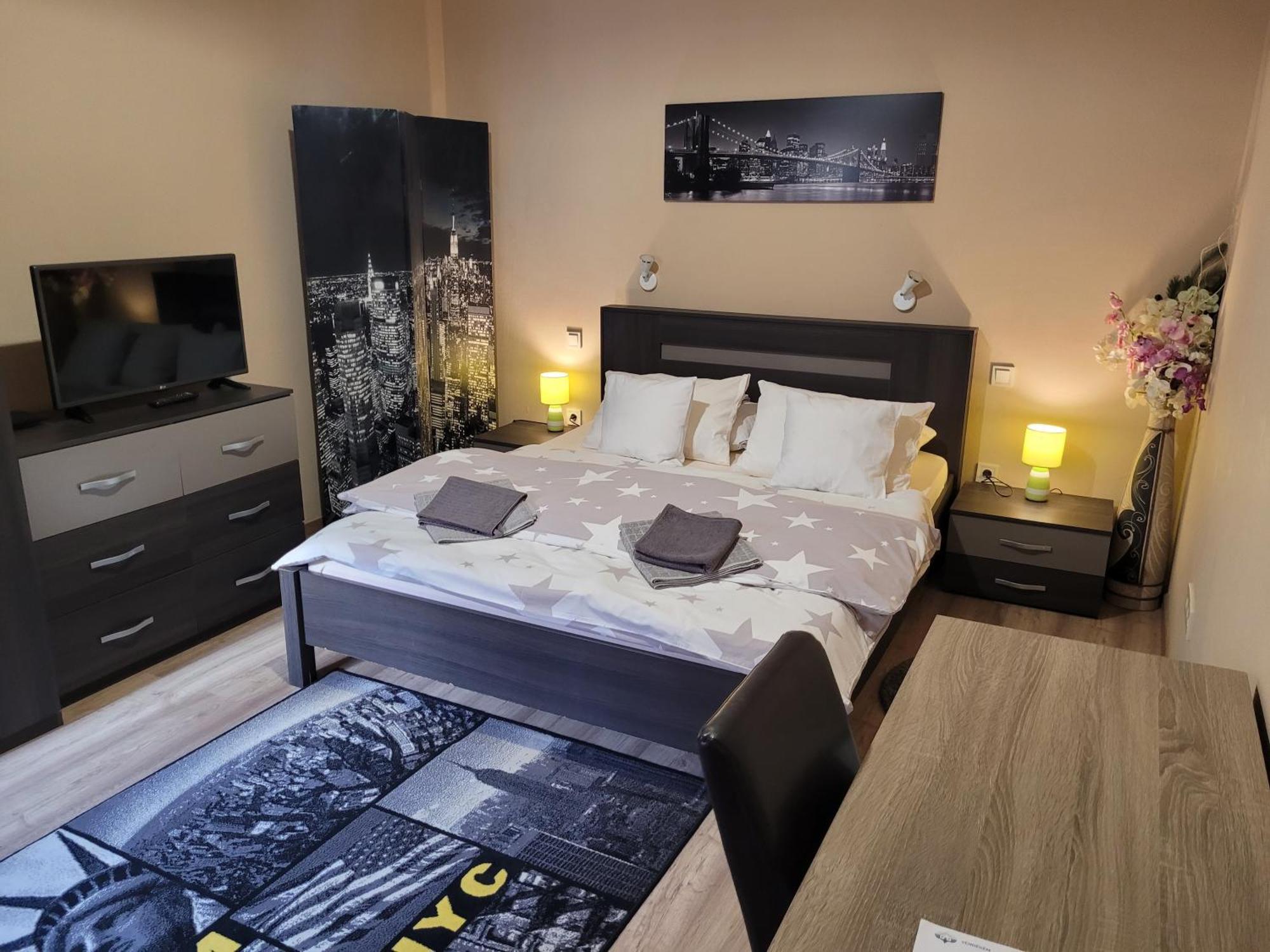 Apartment Near Opera In Downtown Budapest Esterno foto