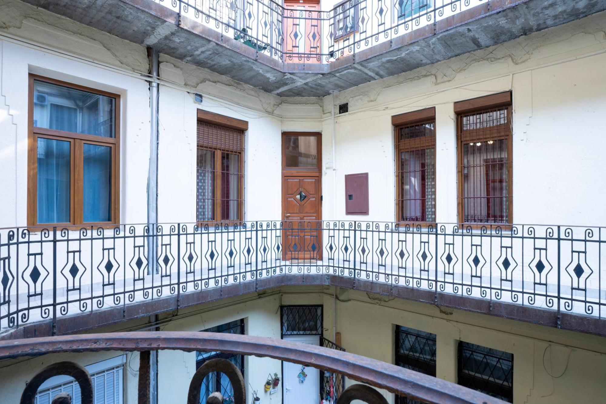 Apartment Near Opera In Downtown Budapest Esterno foto